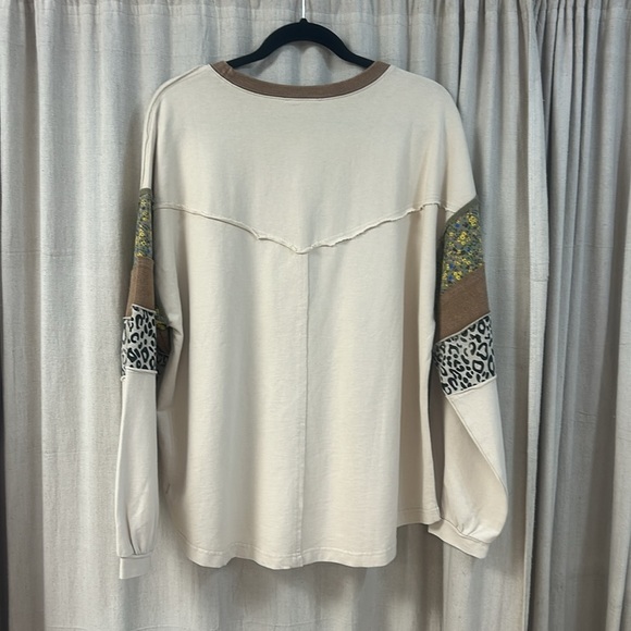 Cream Love Patchwork Crewneck Sweatshirt - Easel - Picture 2 of 5